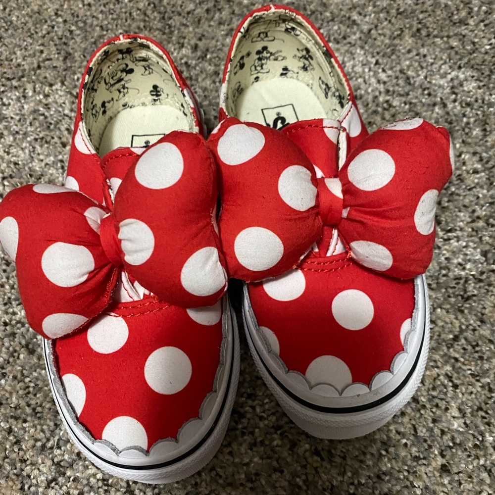 Minnie Mouse Vans